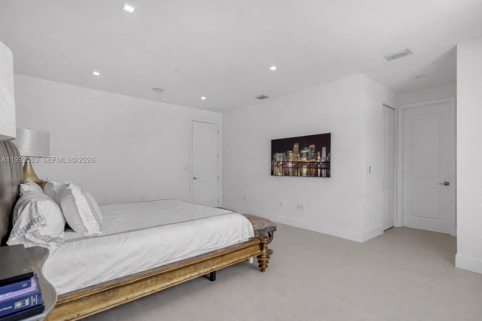 8019 NW 46th Ter Doral, FL 33166