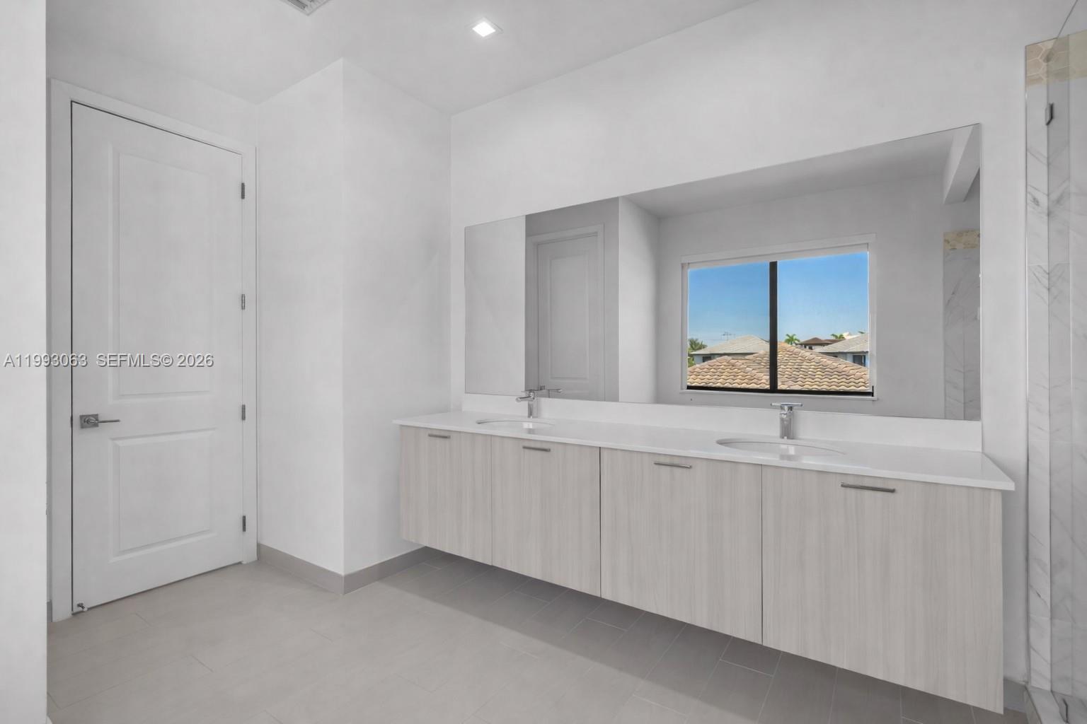 8019 NW 46th Ter Doral, FL 33166