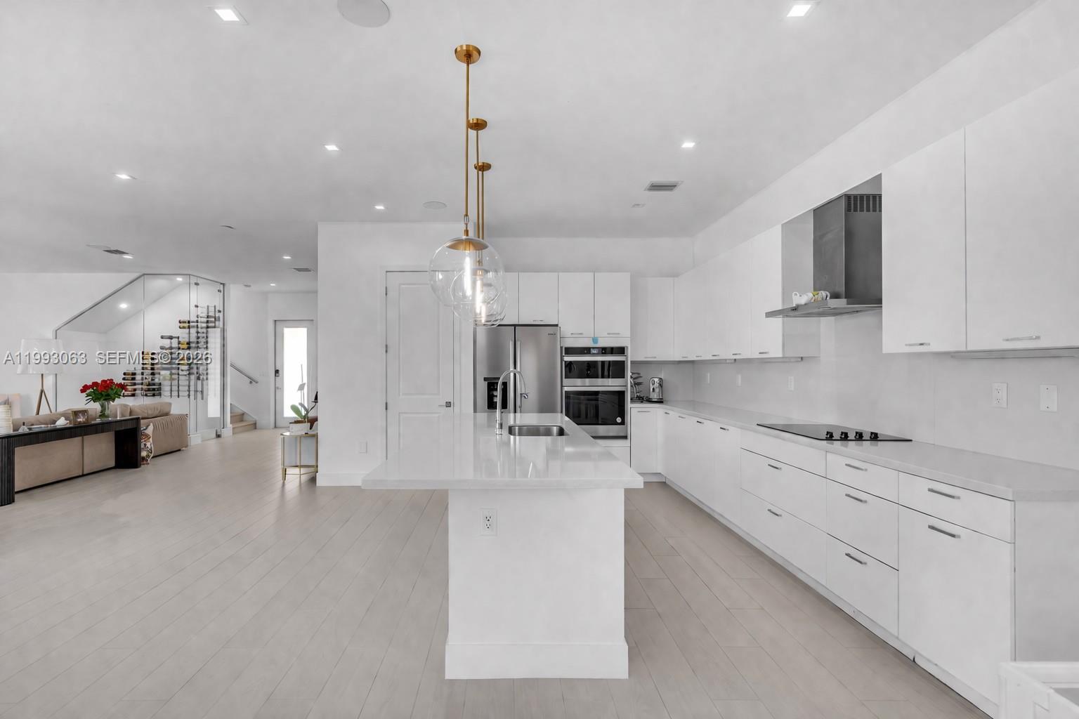 8019 NW 46th Ter Doral, FL 33166