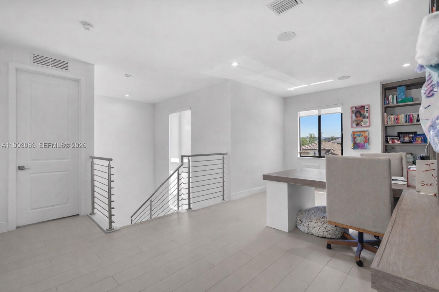 8019 NW 46th Ter Doral, FL 33166