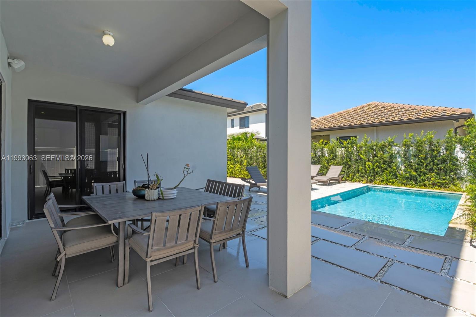 8019 NW 46th Ter Doral, FL 33166