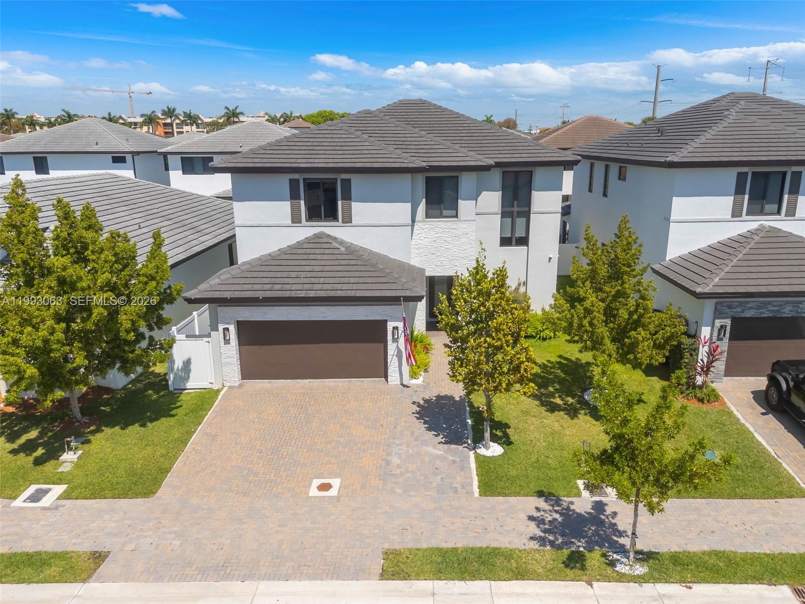 8019 NW 46th Ter Doral, FL 33166