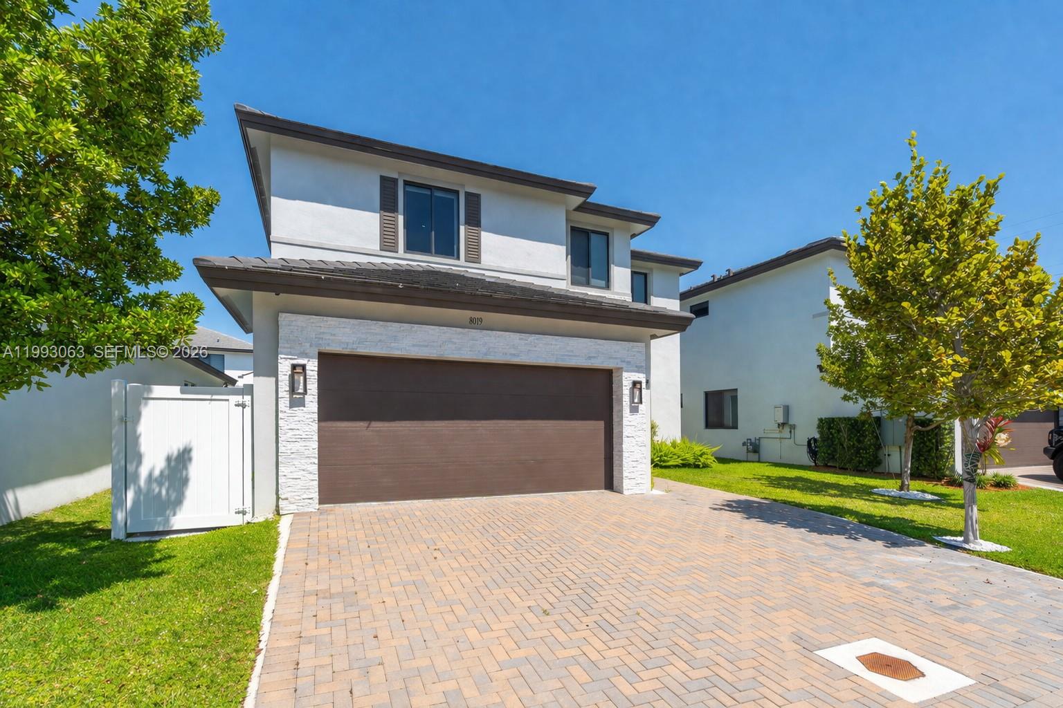 8019 NW 46th Ter Doral, FL 33166