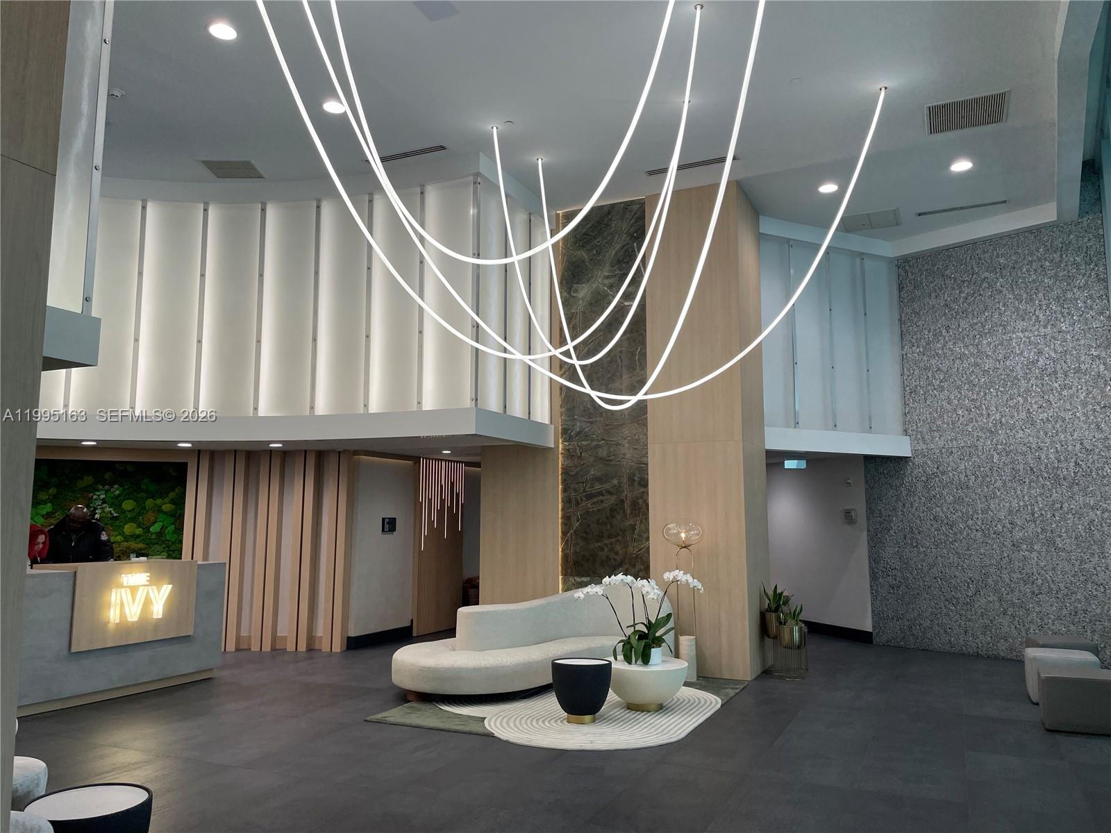 90 SW 3rd St #1809 Miami, FL 33130