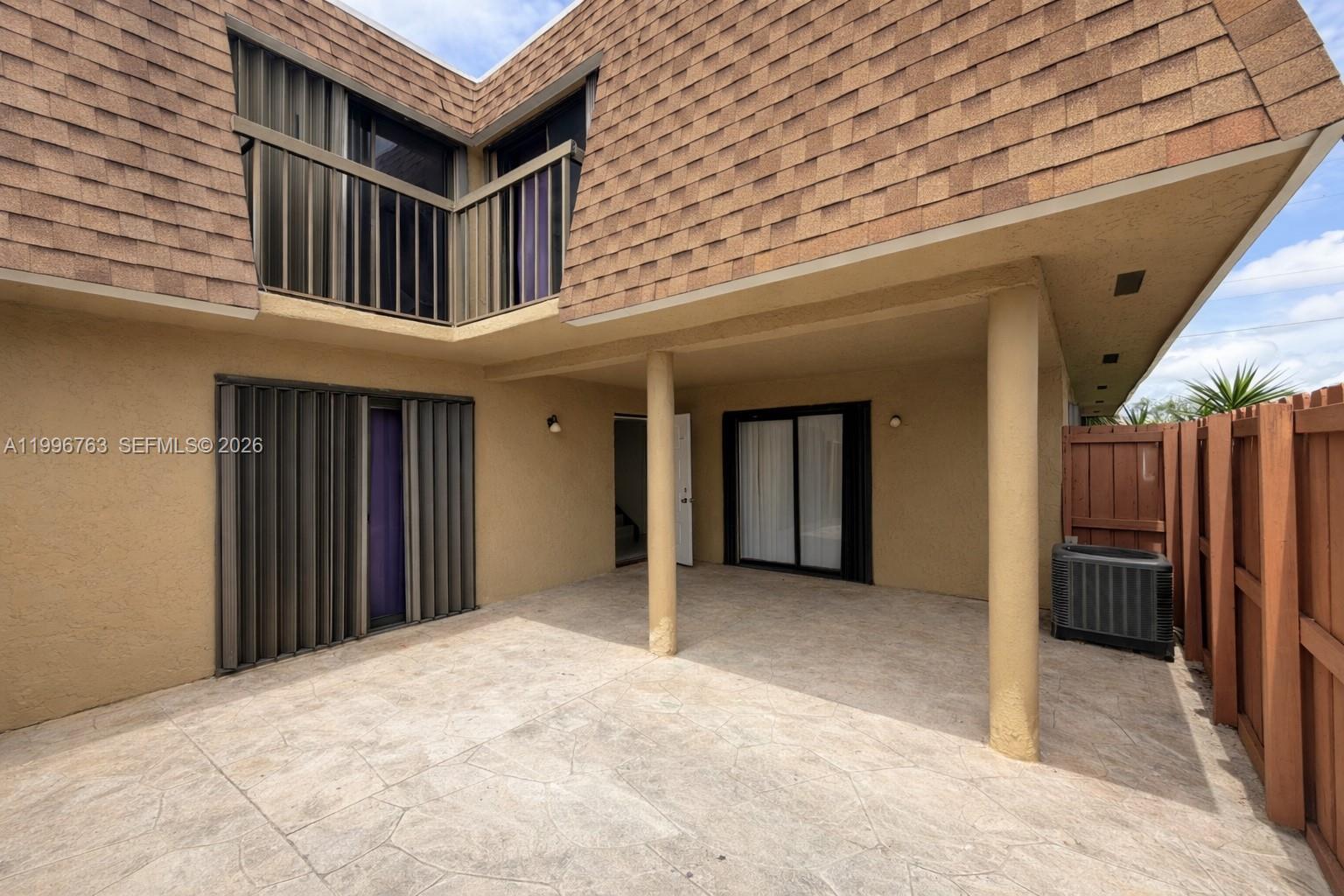 2455 W 67th Pl #10-14 Hialeah, FL 33016