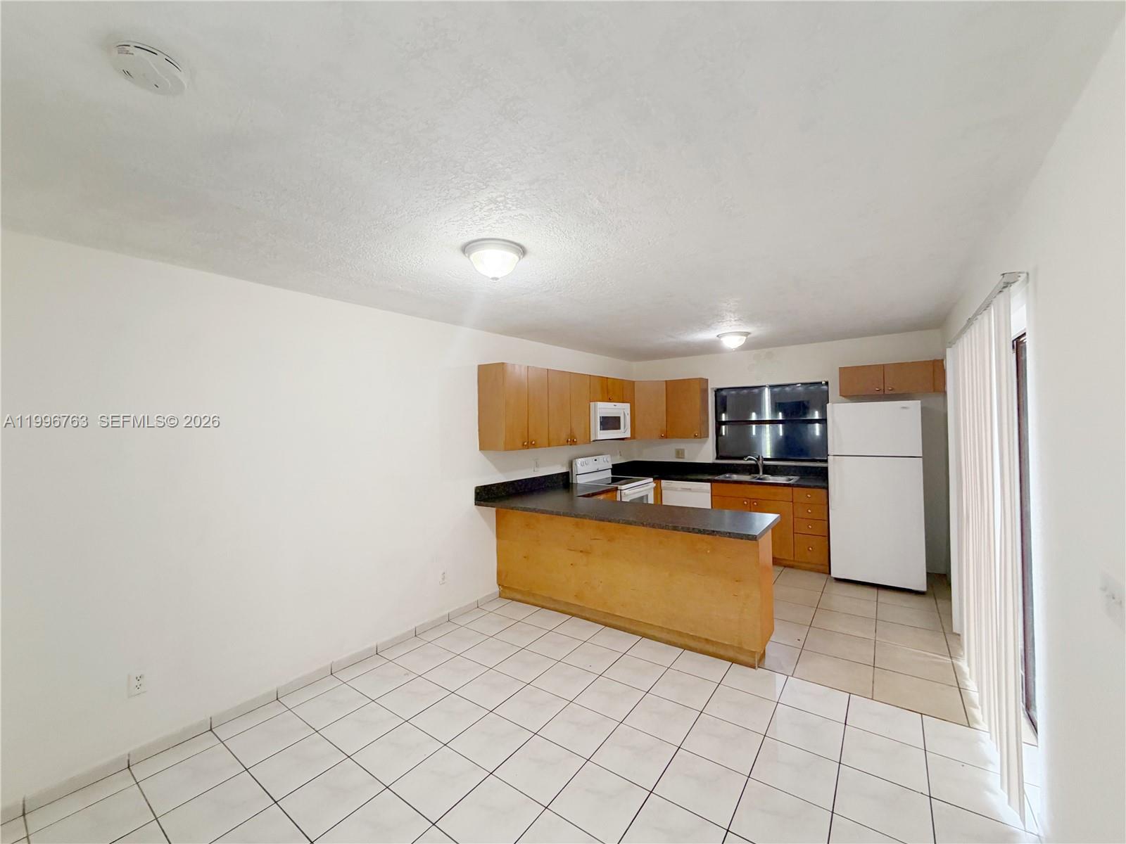 2455 W 67th Pl #10-14 Hialeah, FL 33016