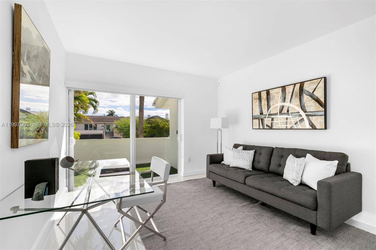 6832 Sunrise Ct Coral Gables, FL 33133