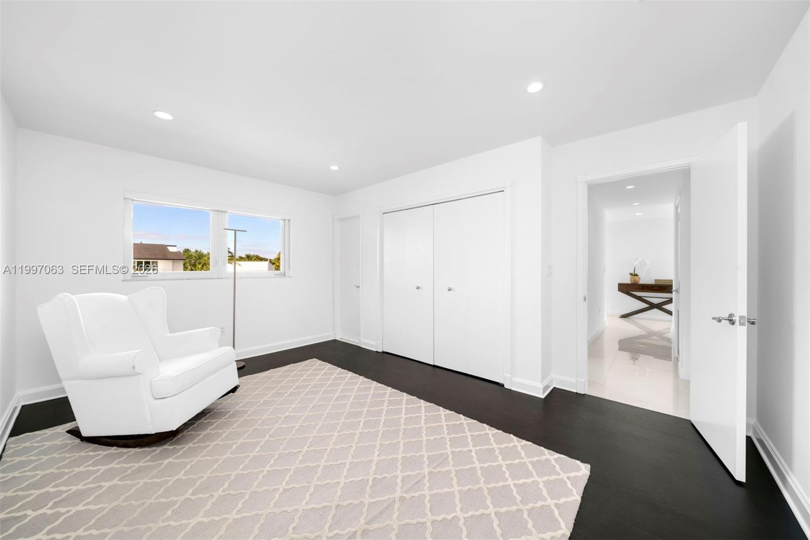 6832 Sunrise Ct Coral Gables, FL 33133