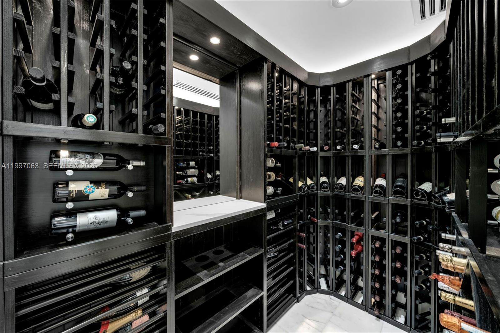 6832 Sunrise Ct Coral Gables, FL 33133