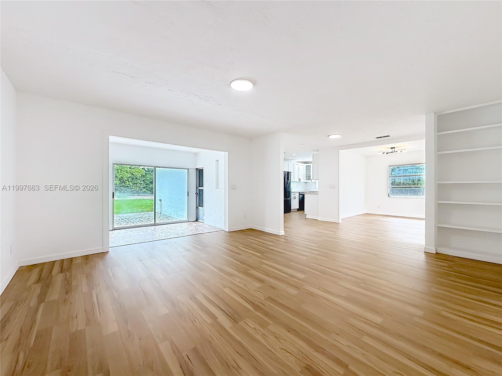 1220 NE 16th Ave Ocala, FL 34470