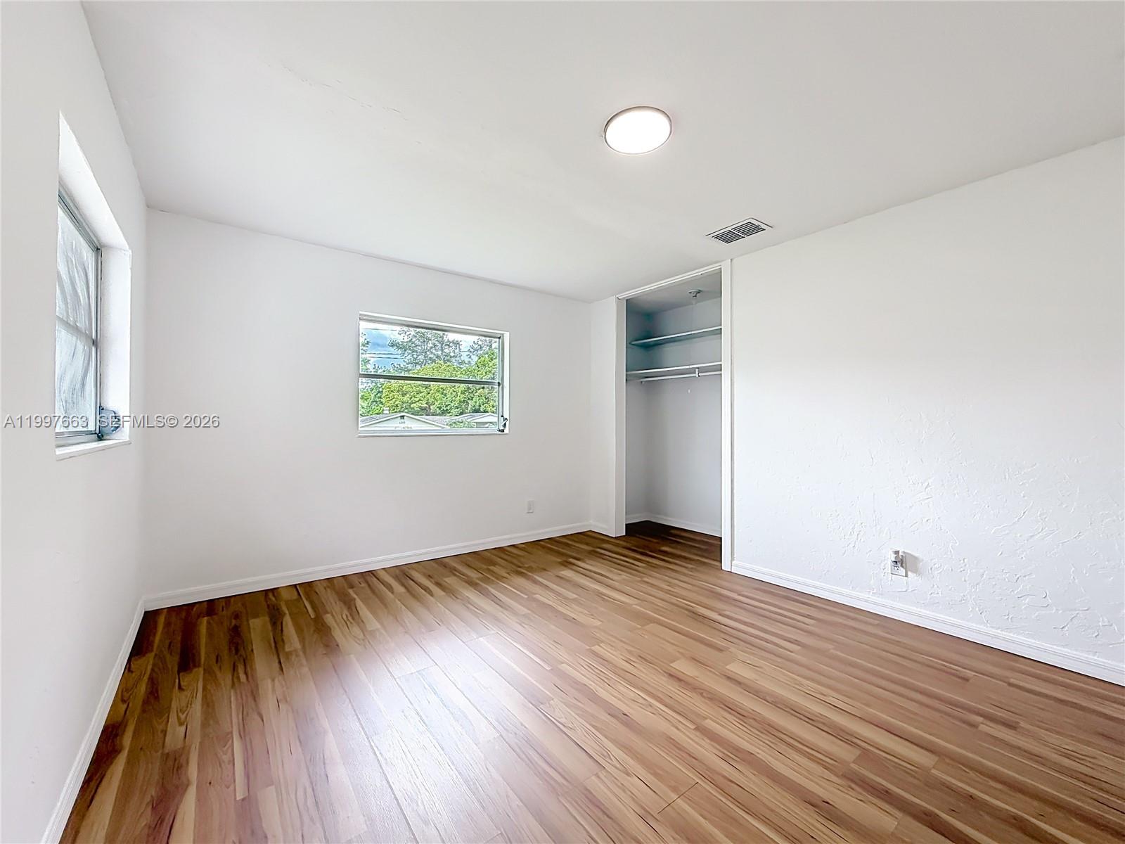 1220 NE 16th Ave Ocala, FL 34470