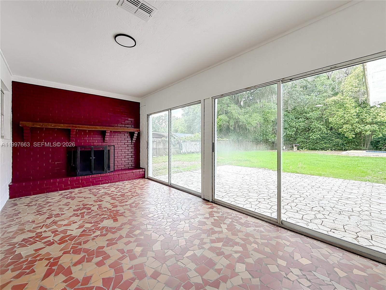 1220 NE 16th Ave Ocala, FL 34470