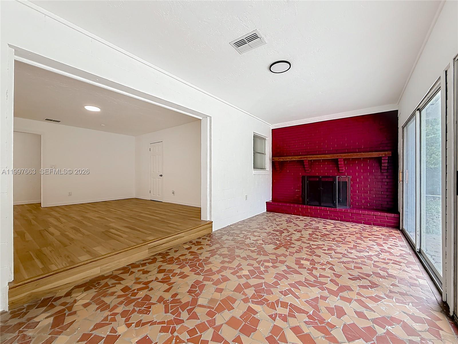 1220 NE 16th Ave Ocala, FL 34470