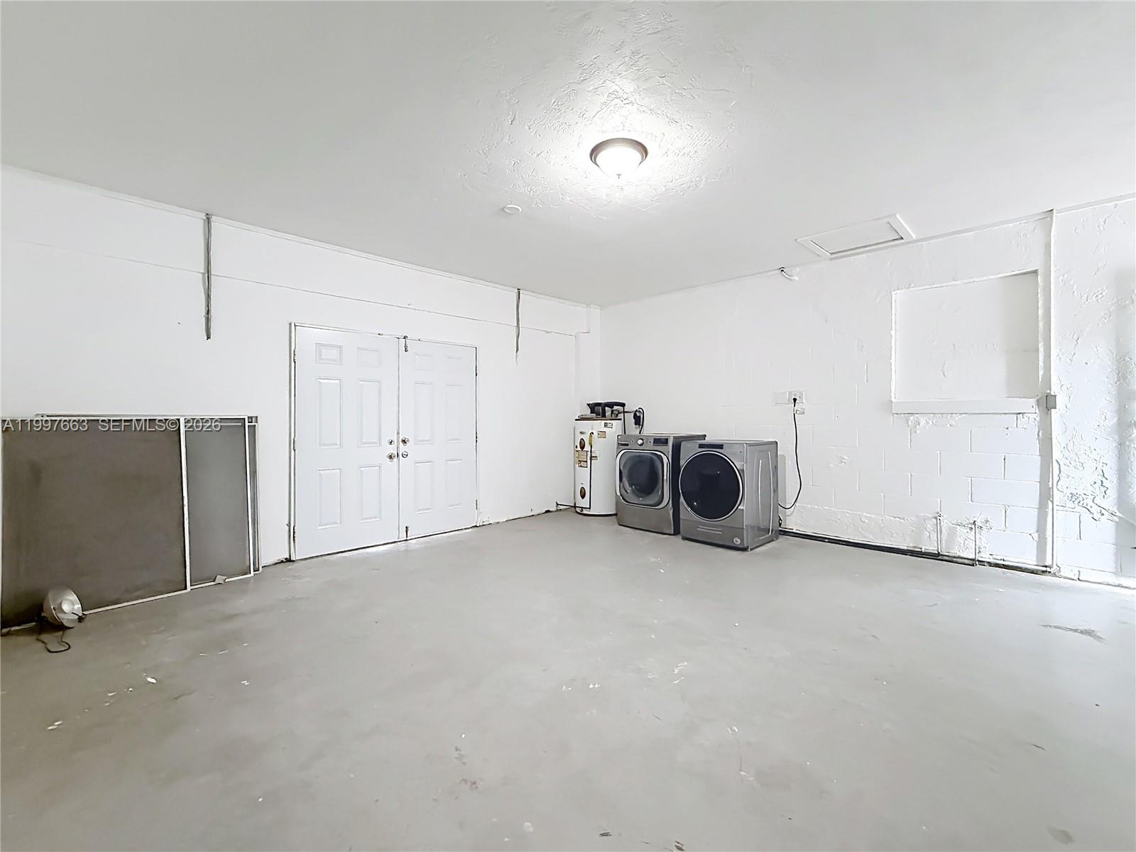 1220 NE 16th Ave Ocala, FL 34470