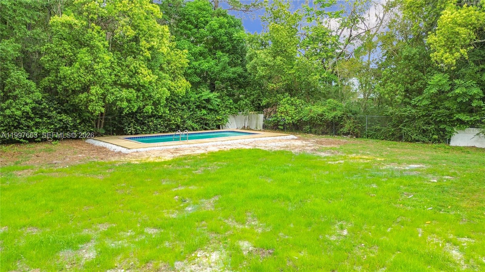 1220 NE 16th Ave Ocala, FL 34470