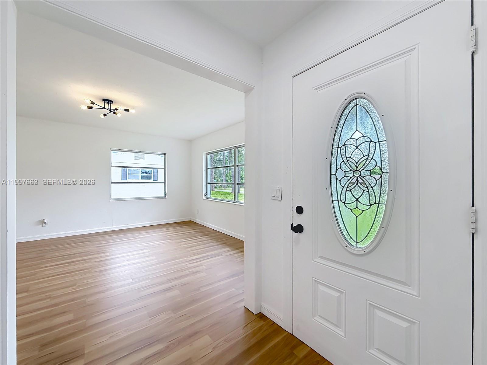 1220 NE 16th Ave Ocala, FL 34470