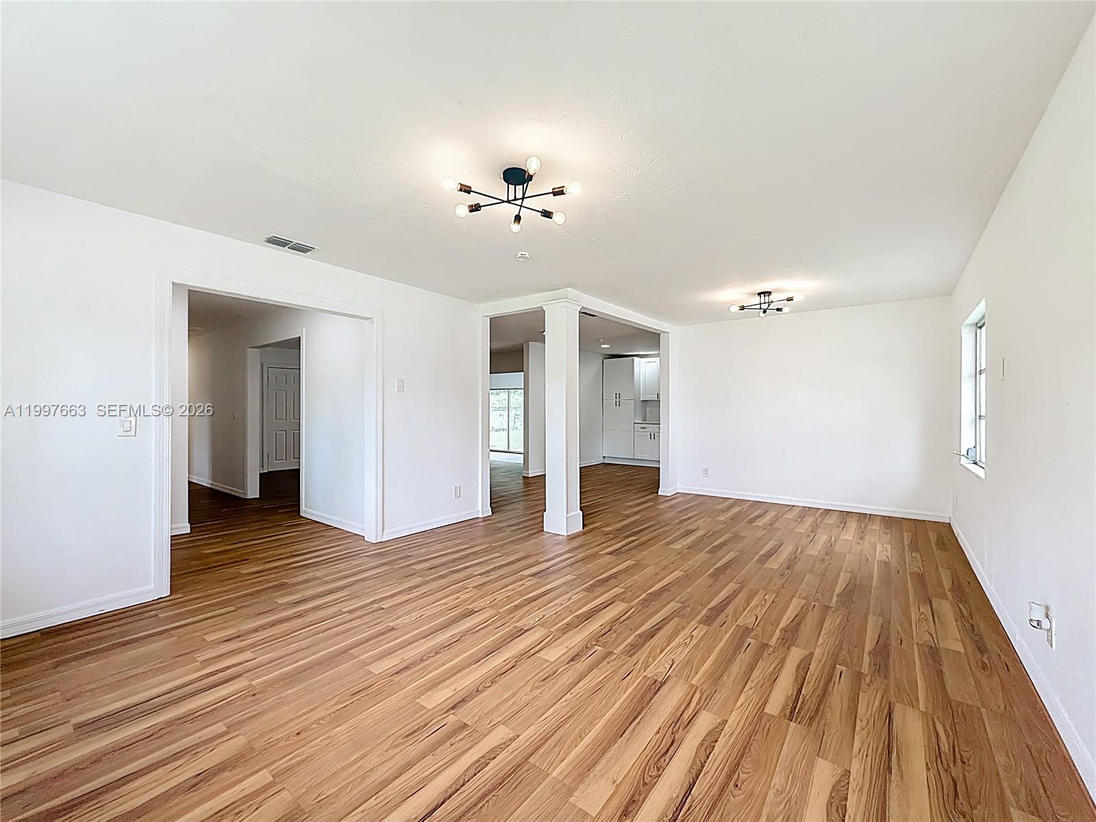 1220 NE 16th Ave Ocala, FL 34470