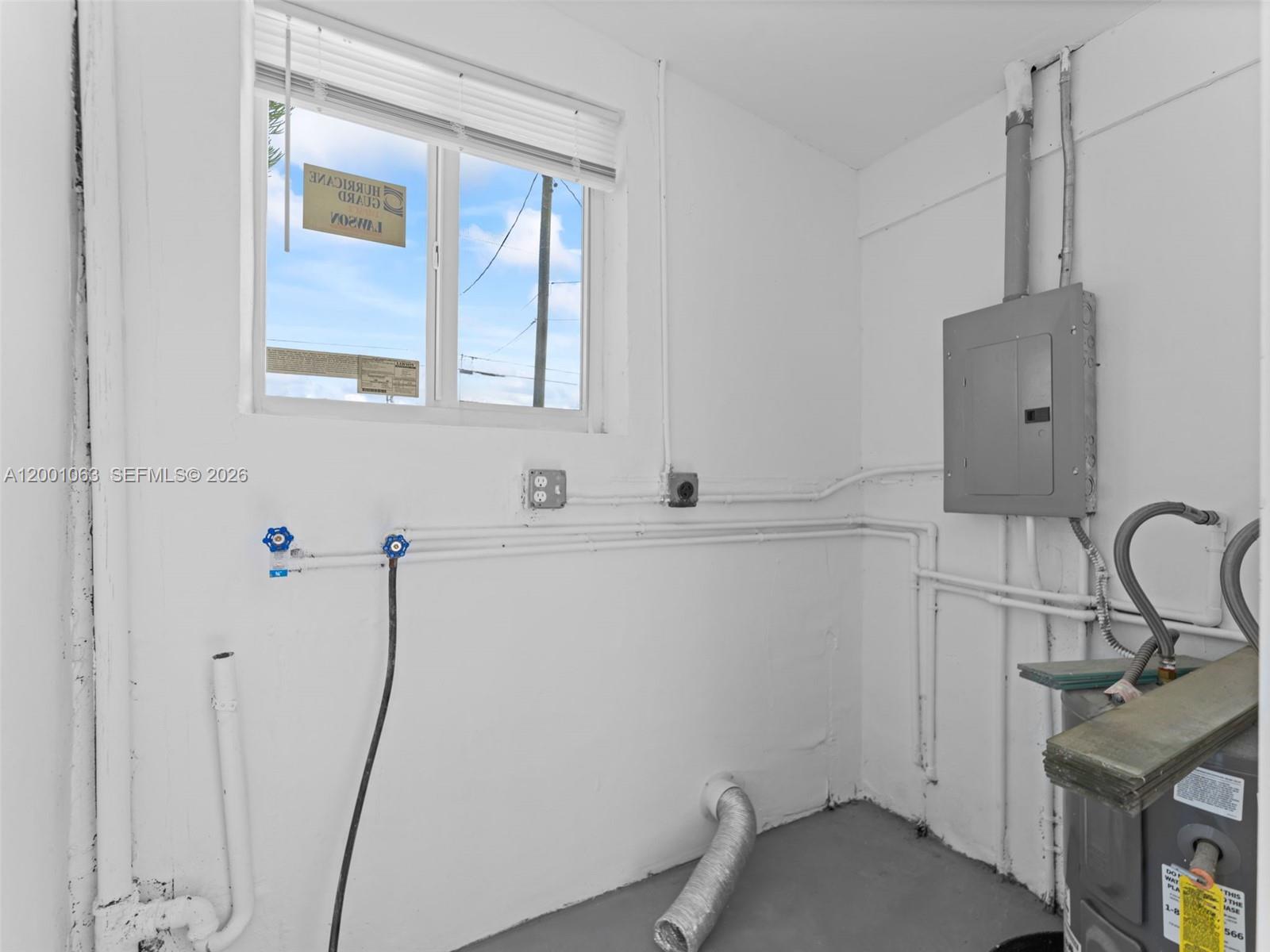 3231 NW 48th Ter Miami, FL 33142