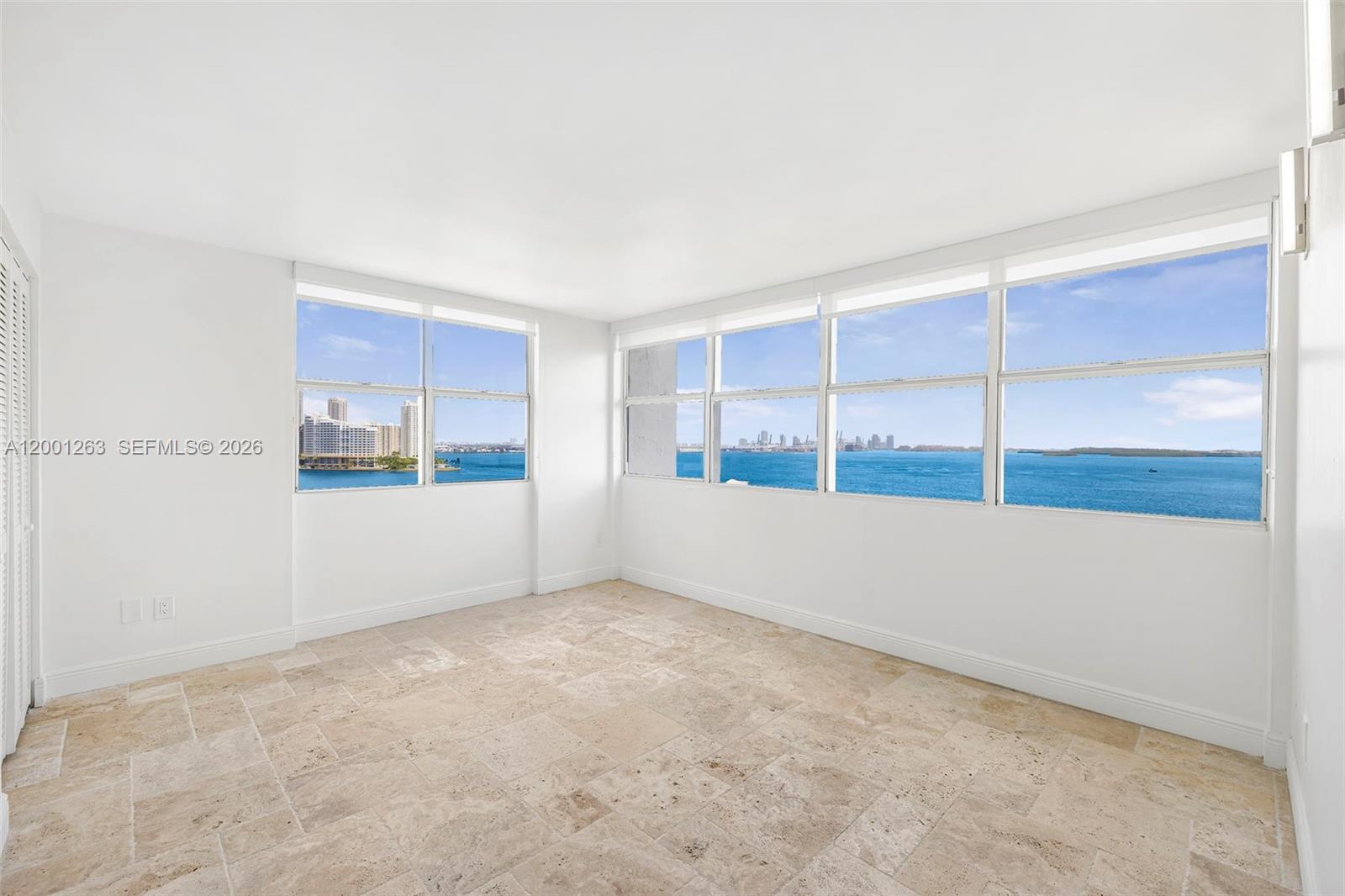 1420 Brickell Bay Dr #1401A Miami, FL 33131