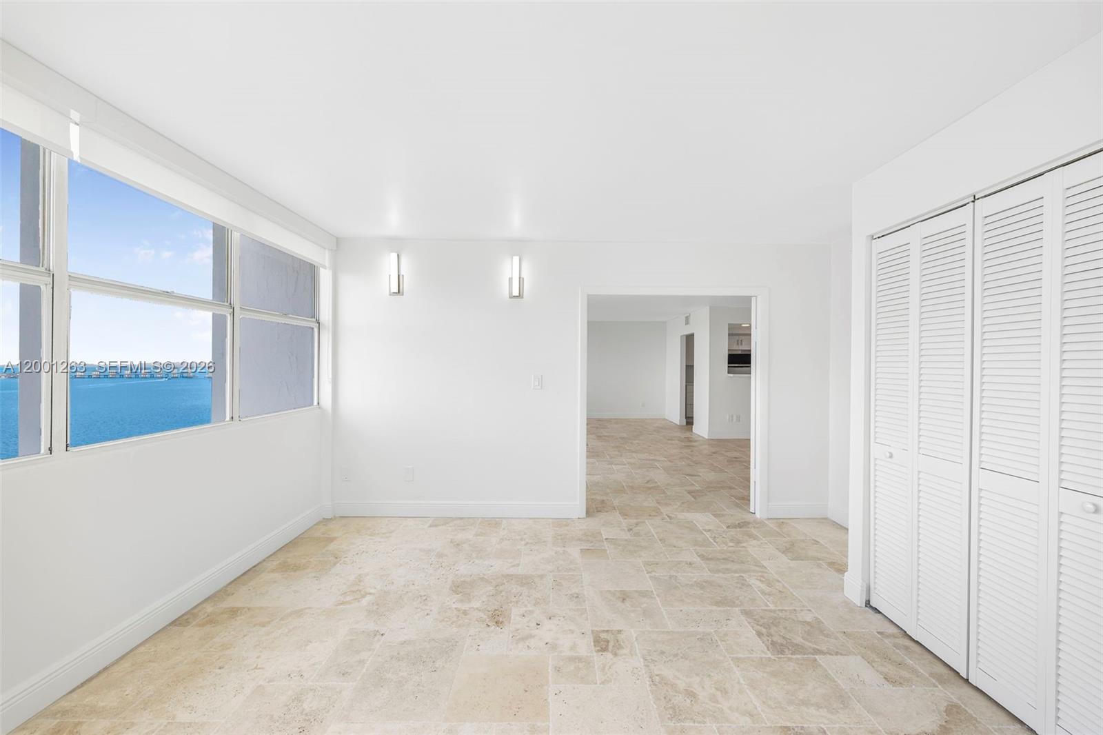 1420 Brickell Bay Dr #1401A Miami, FL 33131