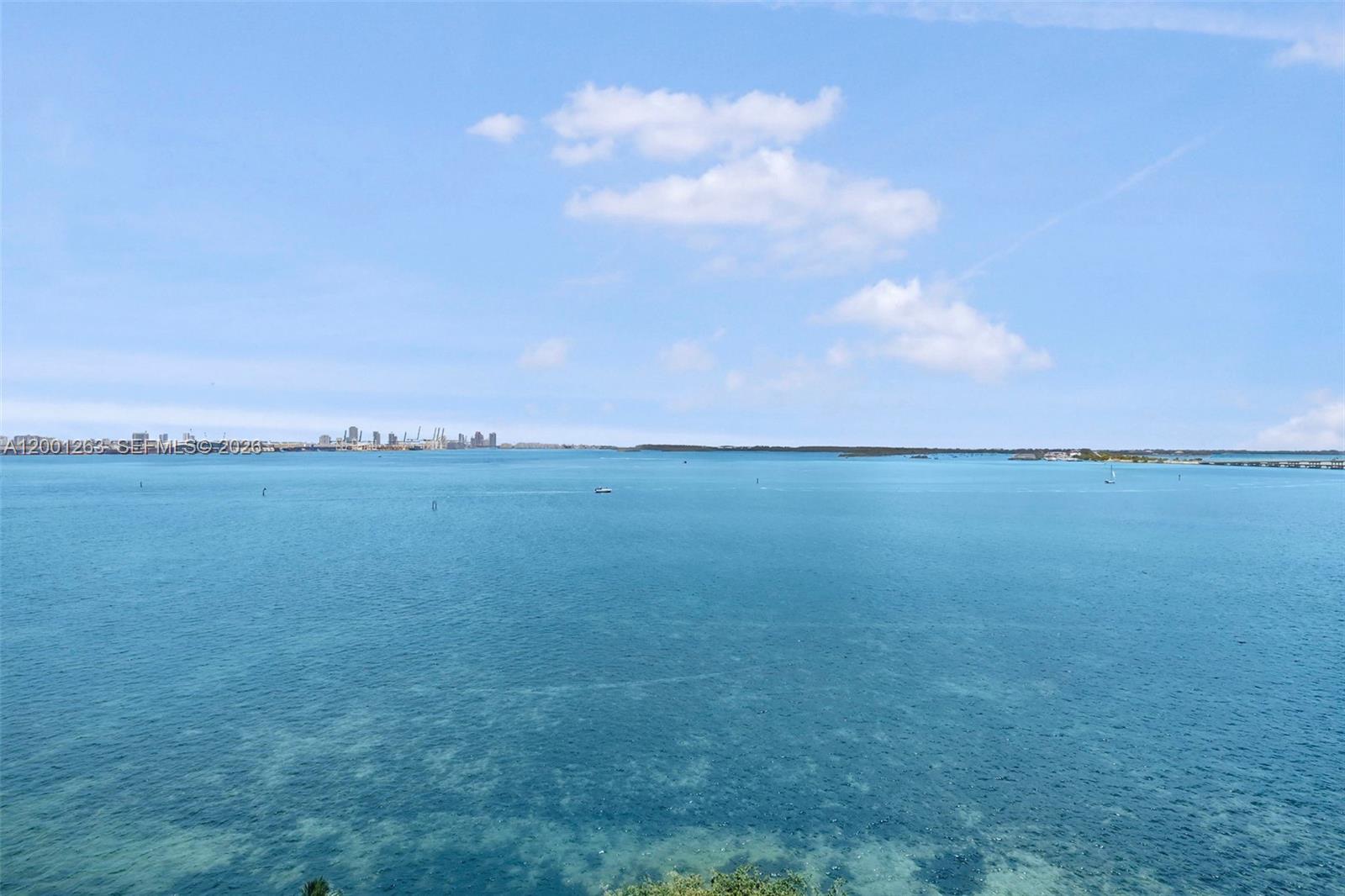 1420 Brickell Bay Dr #1401A Miami, FL 33131