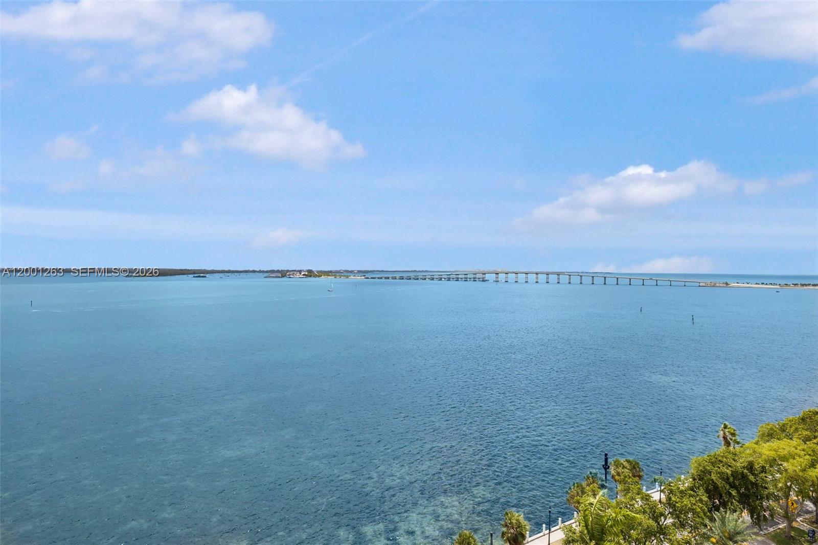 1420 Brickell Bay Dr #1401A Miami, FL 33131