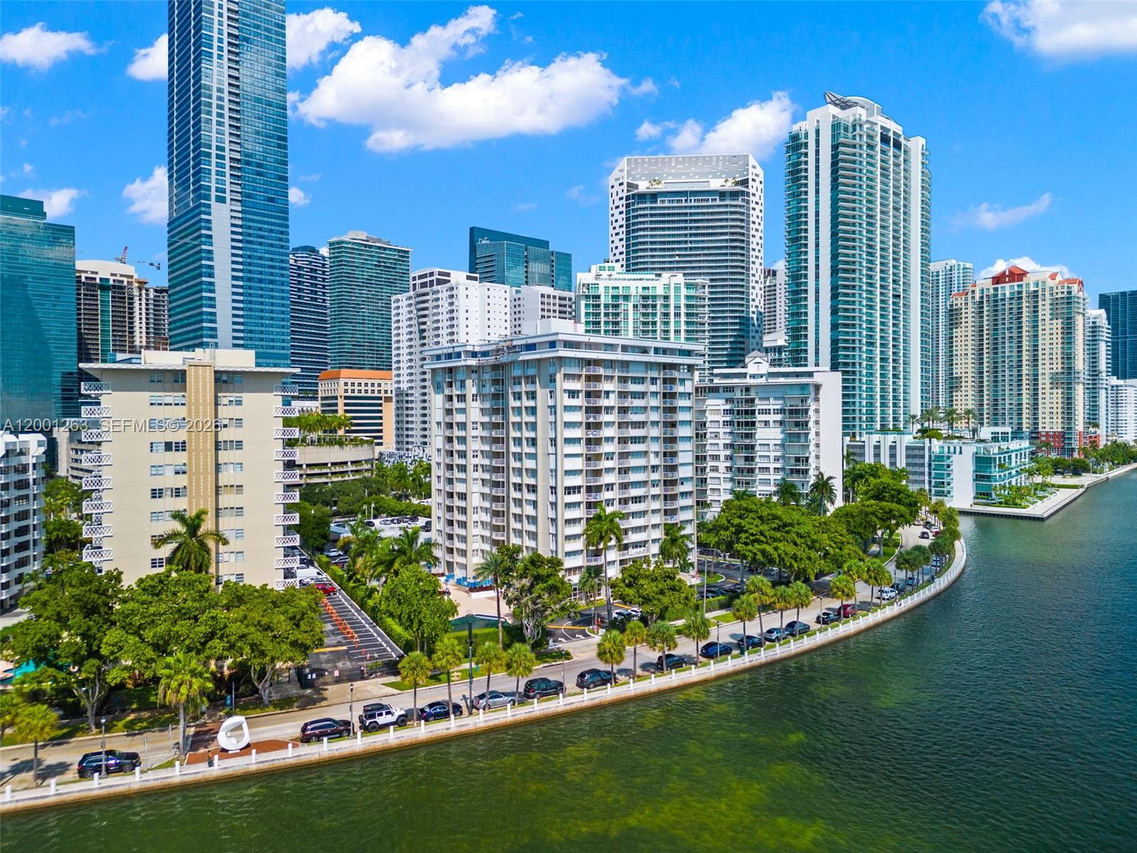 1420 Brickell Bay Dr #1401A Miami, FL 33131