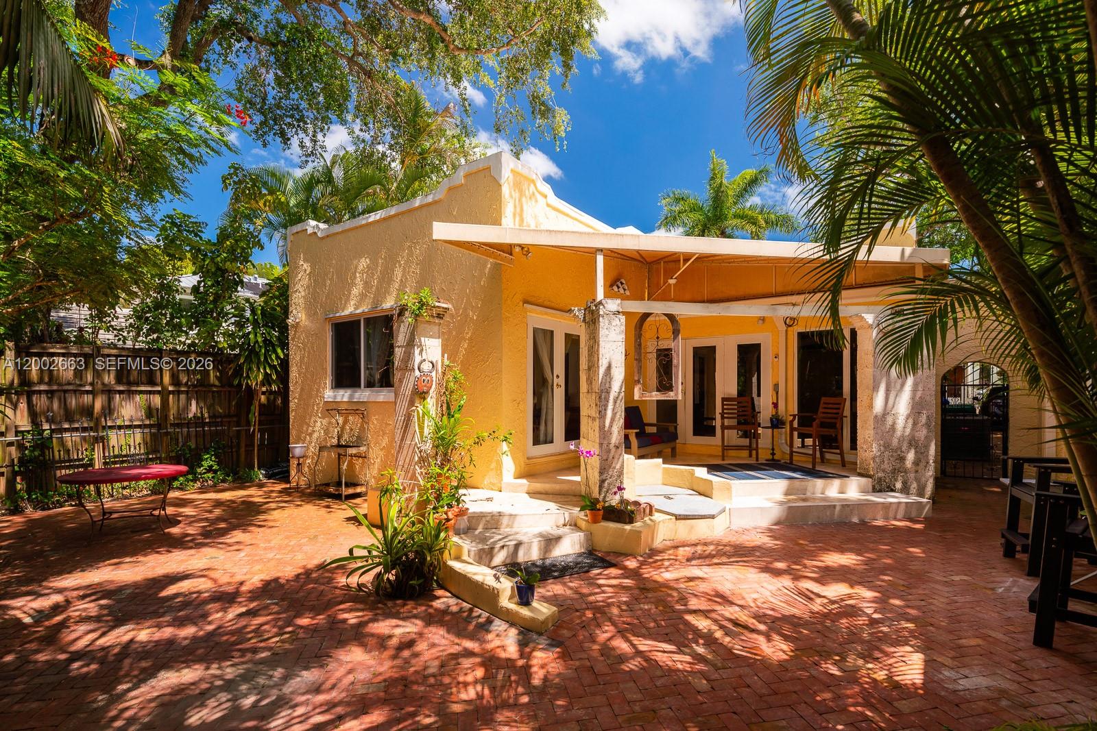 2521 Inagua Ave Coconut Grove, FL 33133