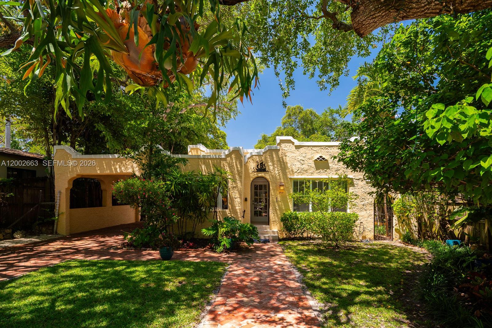 2521 Inagua Ave Coconut Grove, FL 33133