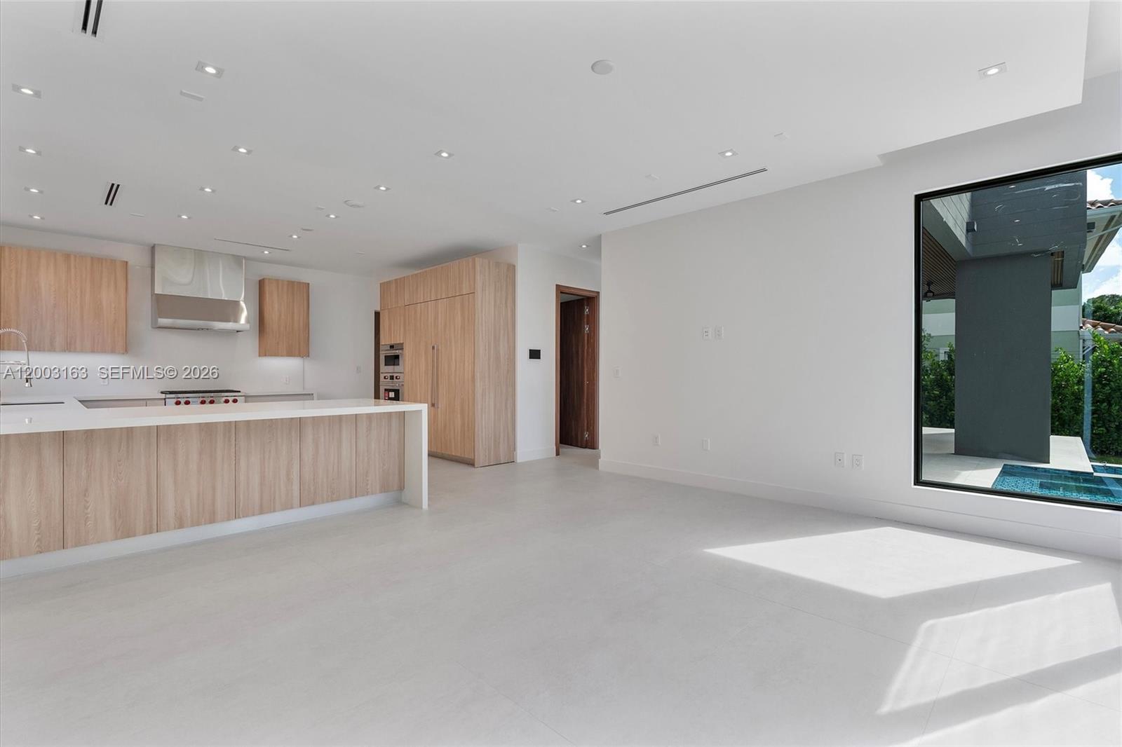 760 Woodcrest Rd Key Biscayne, FL 33149