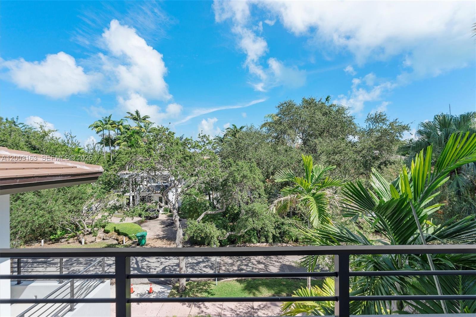 760 Woodcrest Rd Key Biscayne, FL 33149