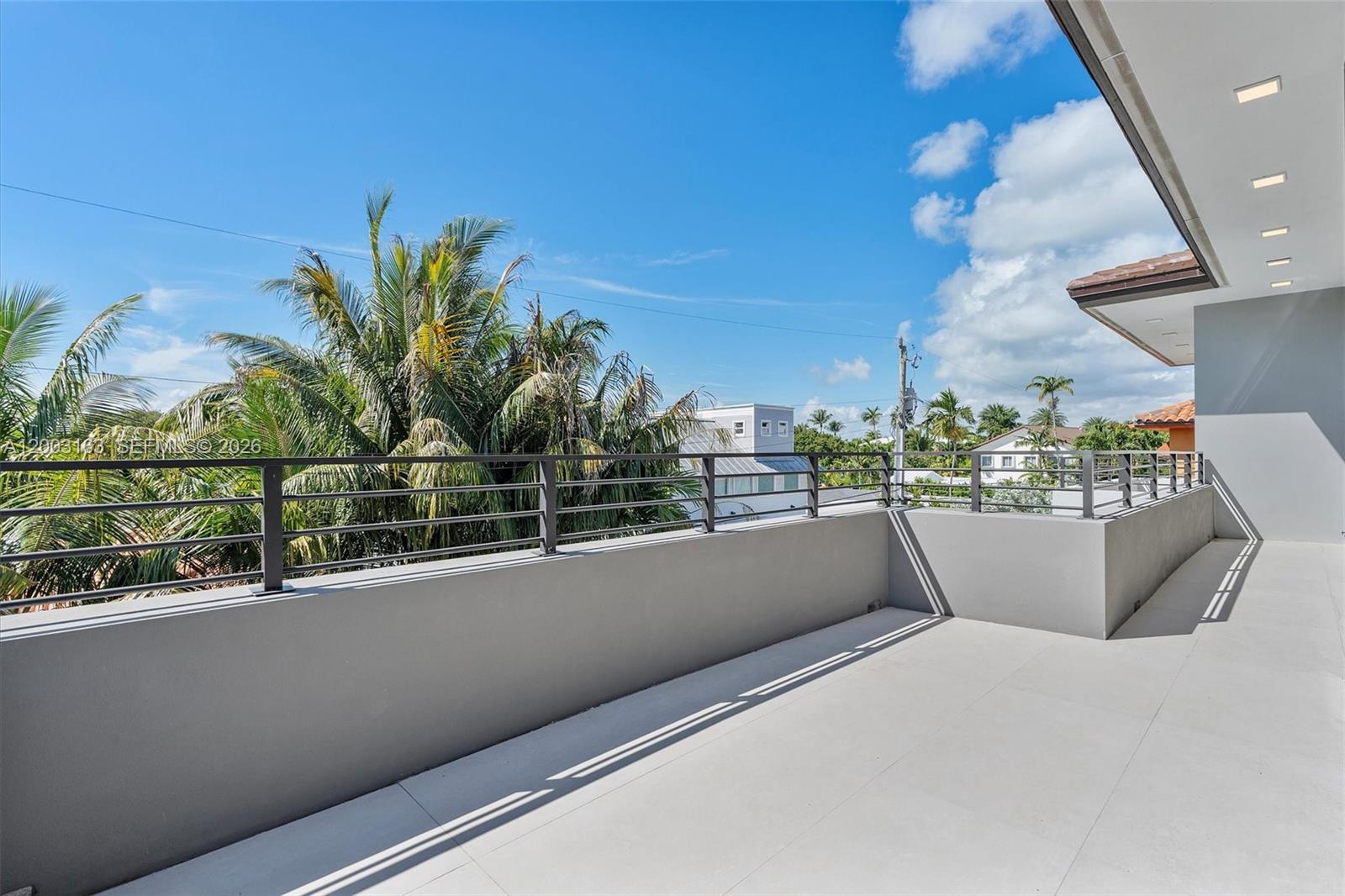 760 Woodcrest Rd Key Biscayne, FL 33149