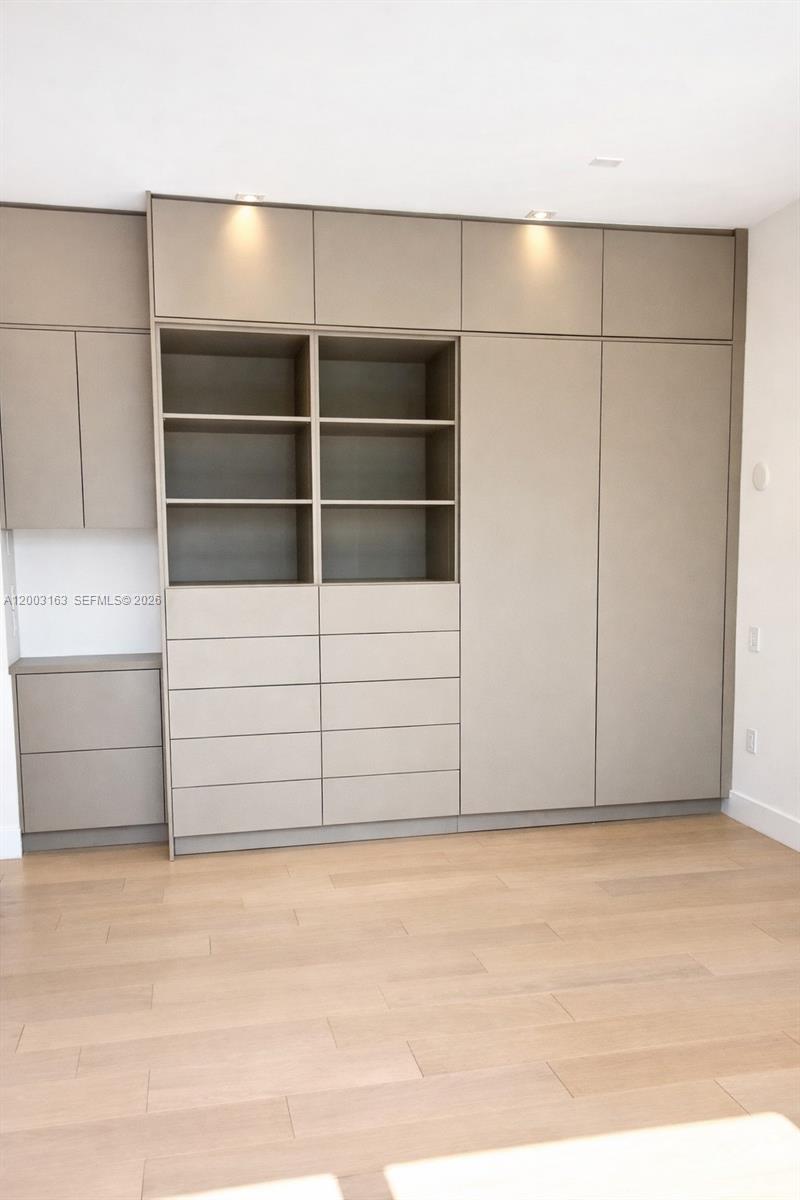 760 Woodcrest Rd Key Biscayne, FL 33149