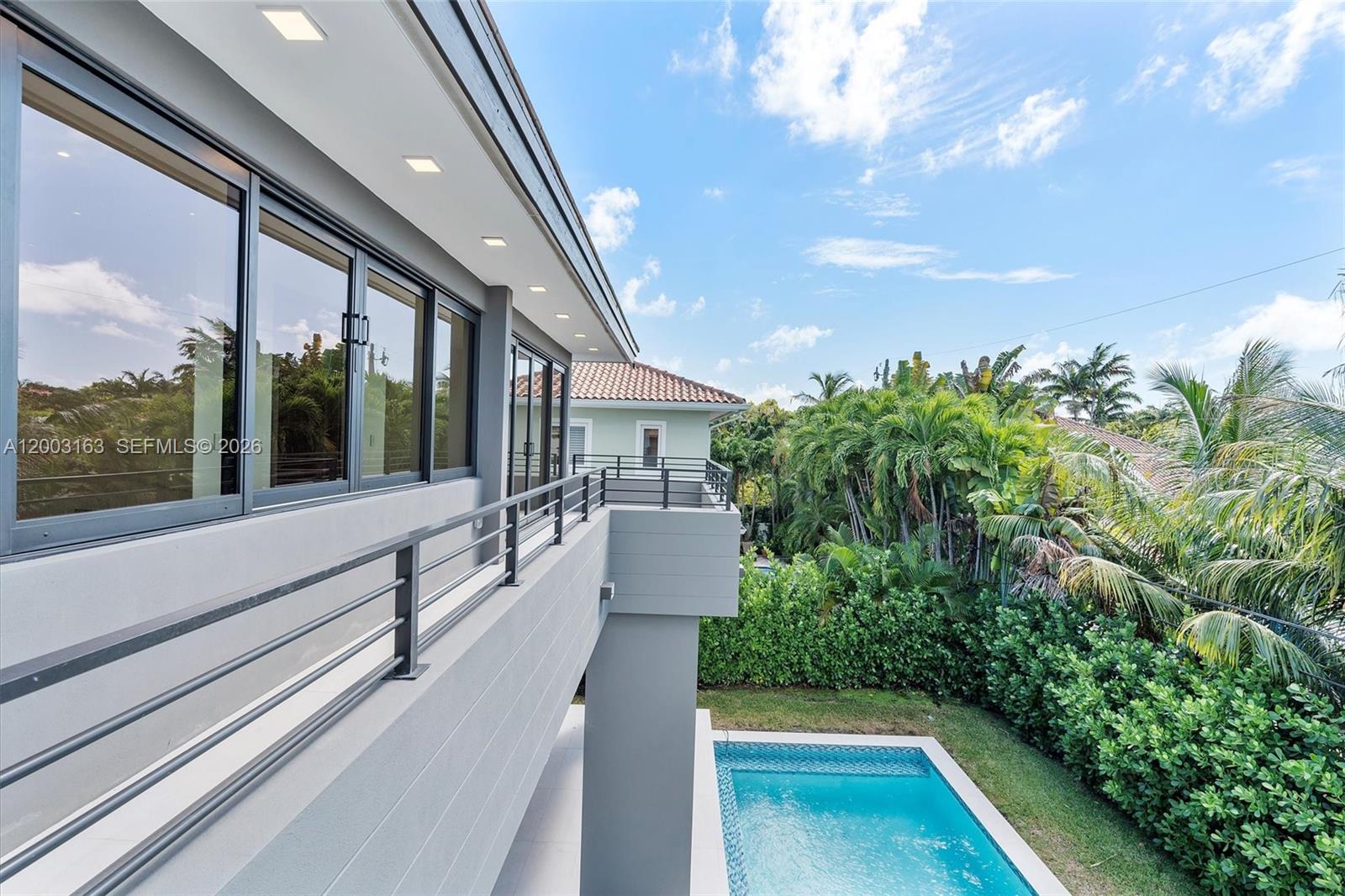 760 Woodcrest Rd Key Biscayne, FL 33149