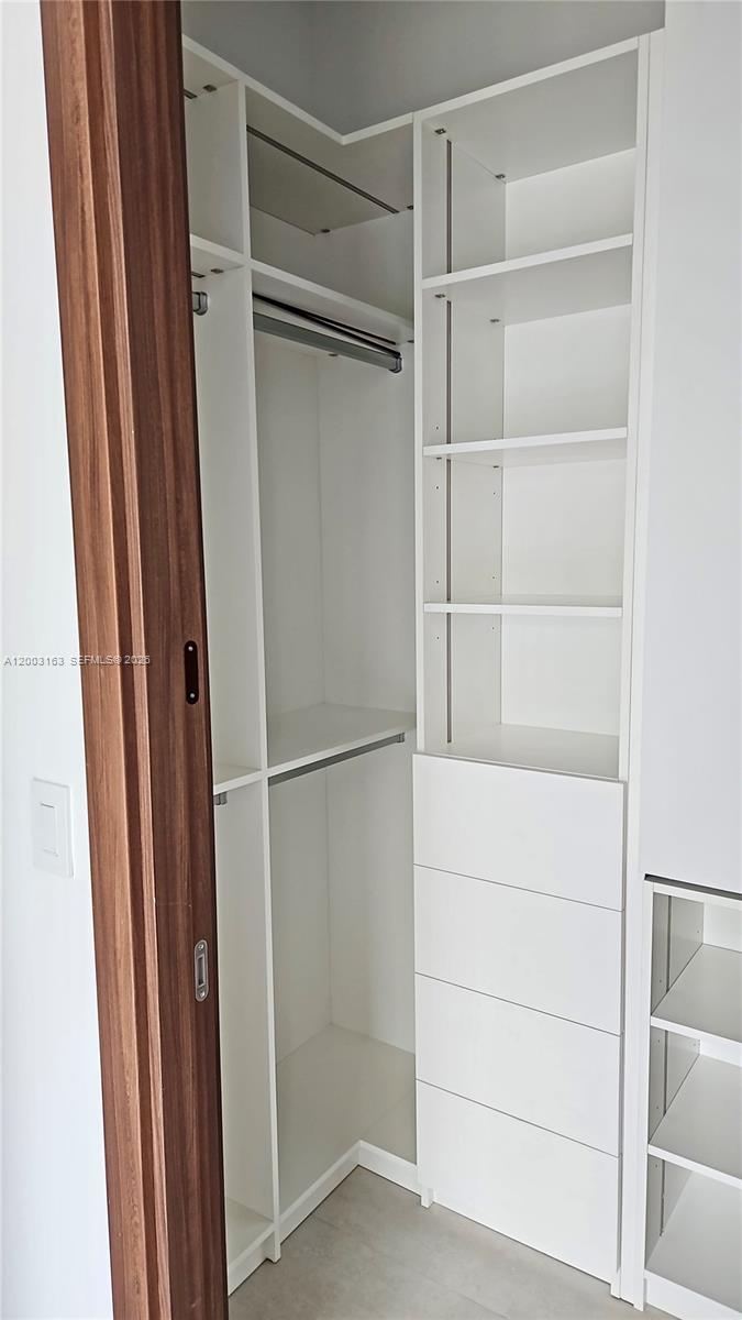 760 Woodcrest Rd Key Biscayne, FL 33149