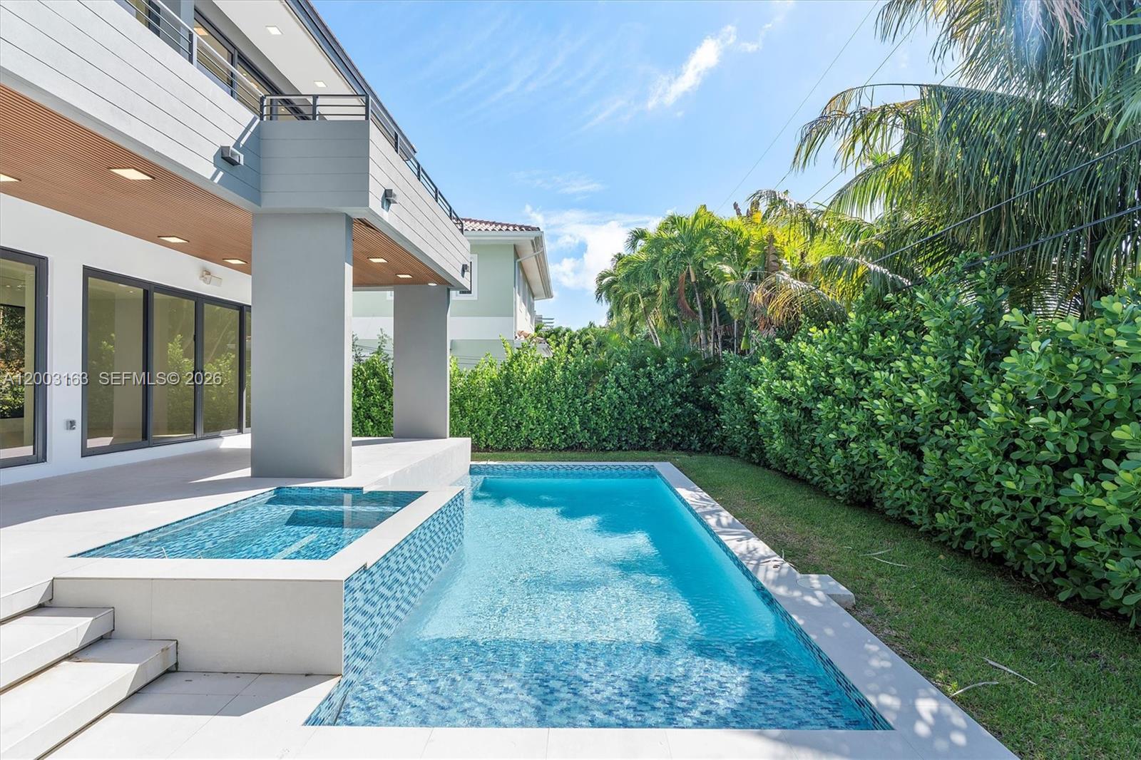 760 Woodcrest Rd Key Biscayne, FL 33149