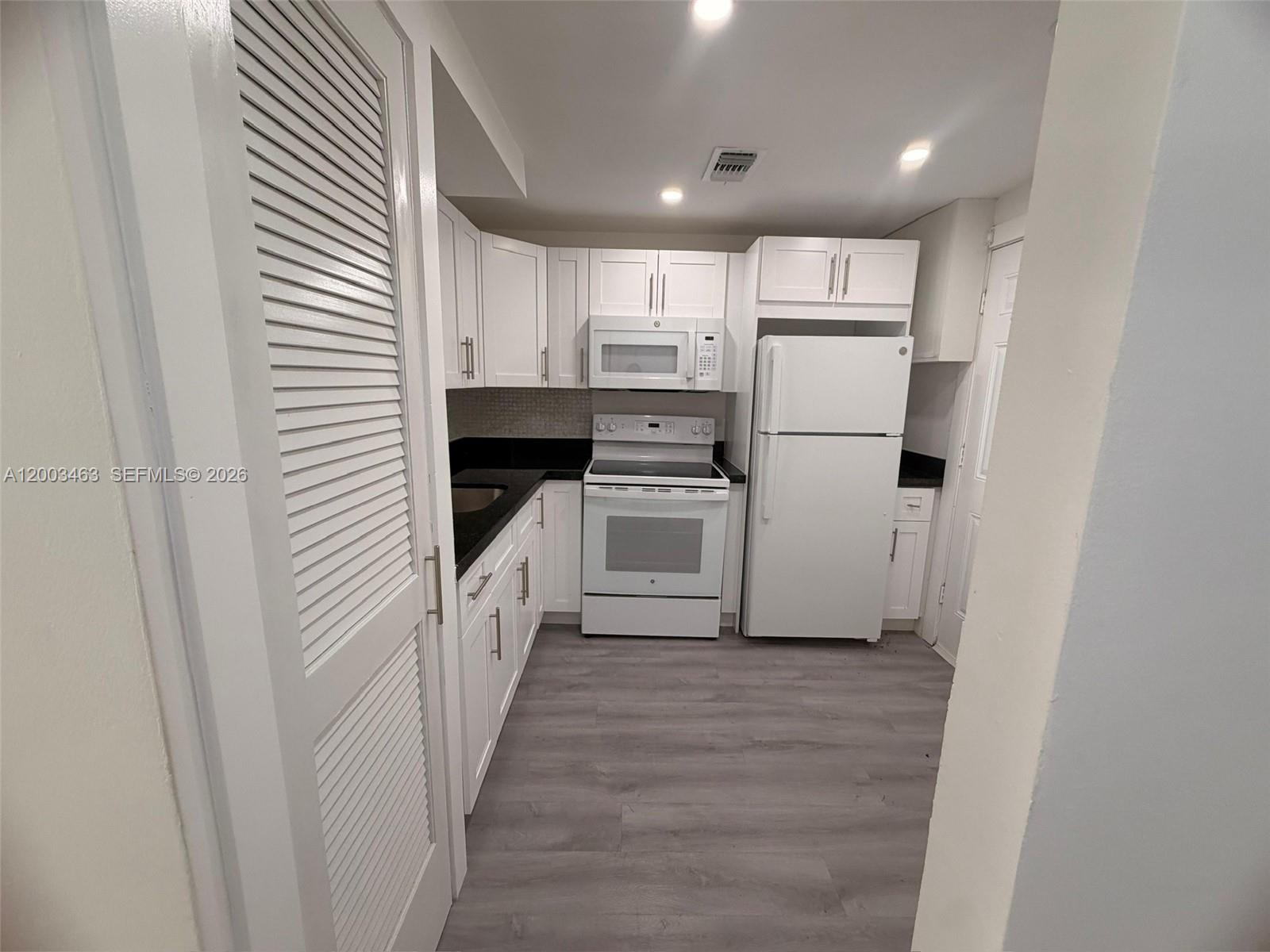 20111 NE 27th Ct #K109