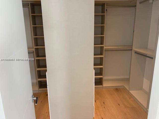 785 Harbor Dr #_ Key Biscayne, FL 33149