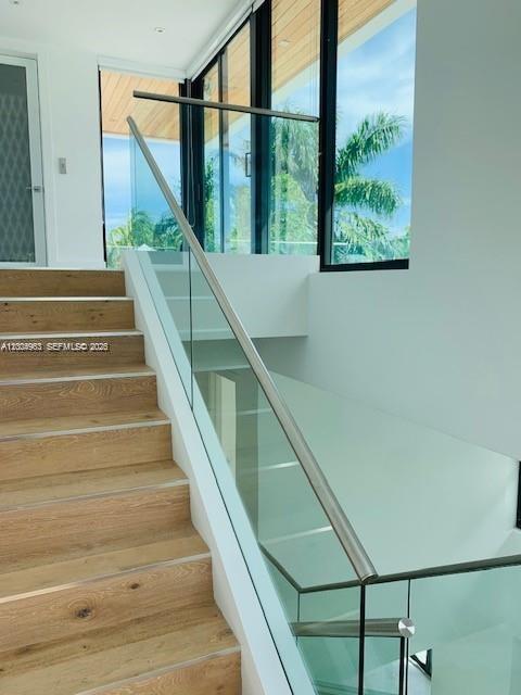 785 Harbor Dr #_ Key Biscayne, FL 33149