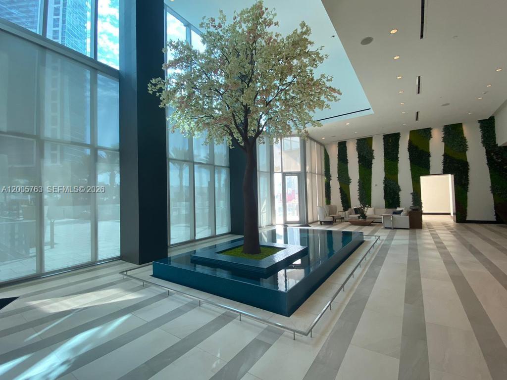 image Paramount Miami Worldcenter27