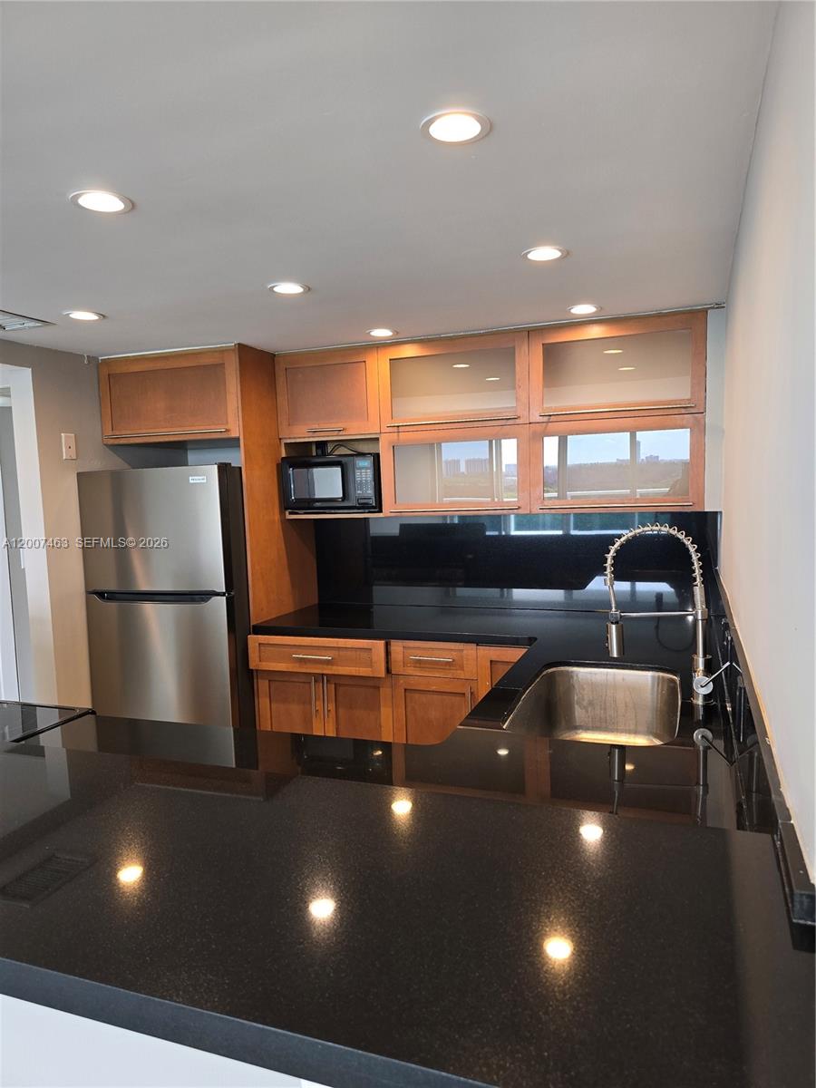 image Arlen House East20