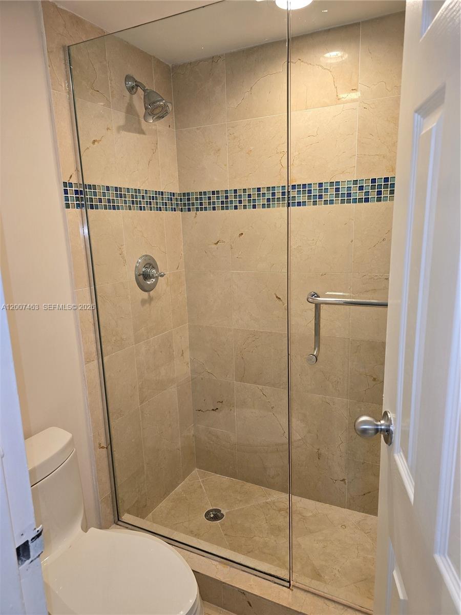image Arlen House East23