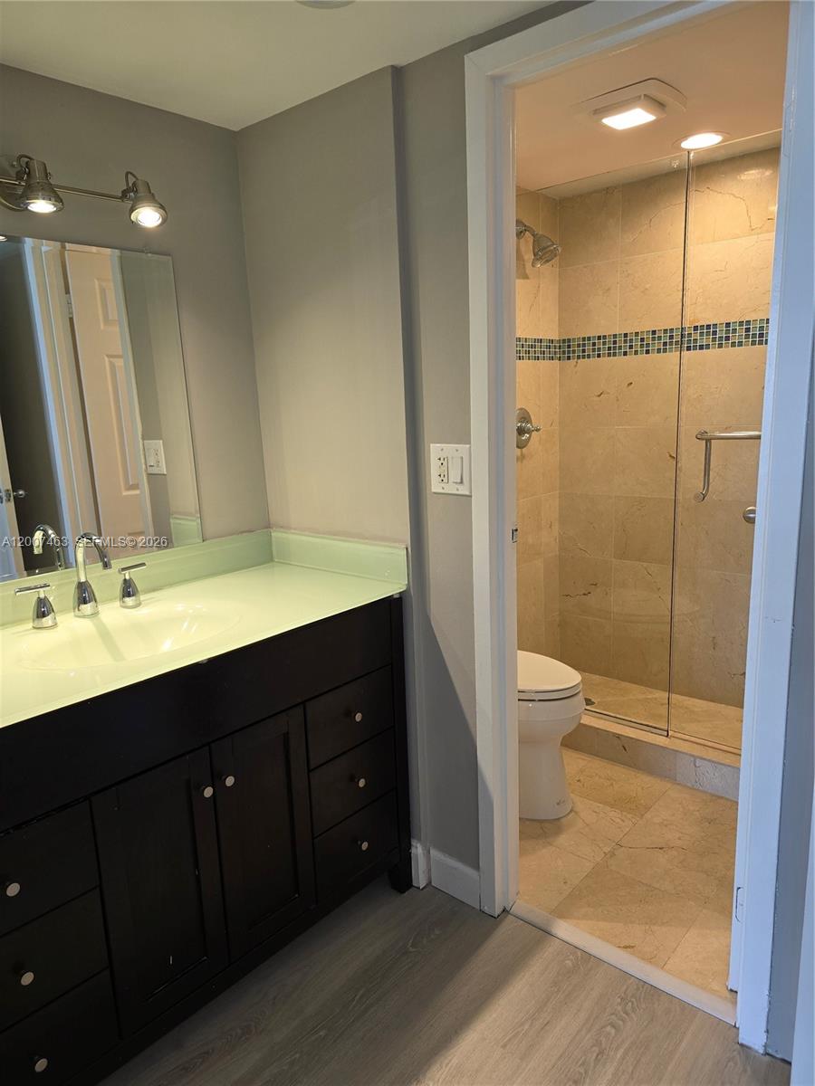 image Arlen House East26
