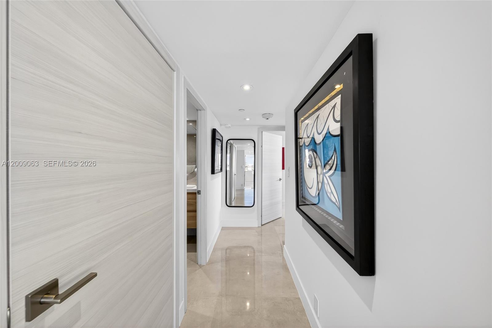 400 S Pointe Dr #2009 Miami Beach, FL 33139