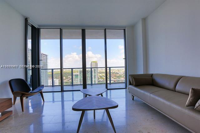 image Reach Brickell City Centre6
