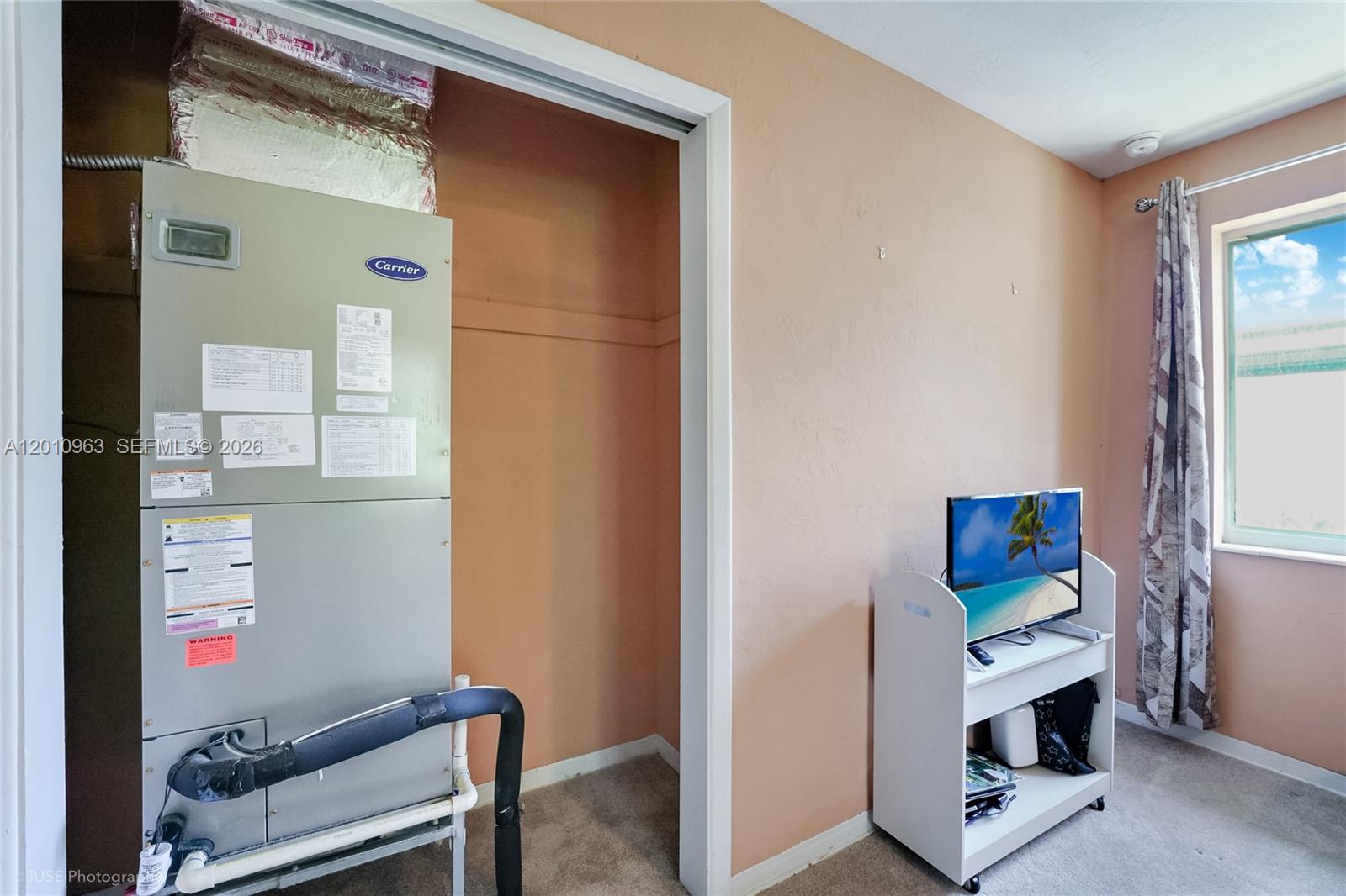 3278 Thomas Ave Miami, FL 33133