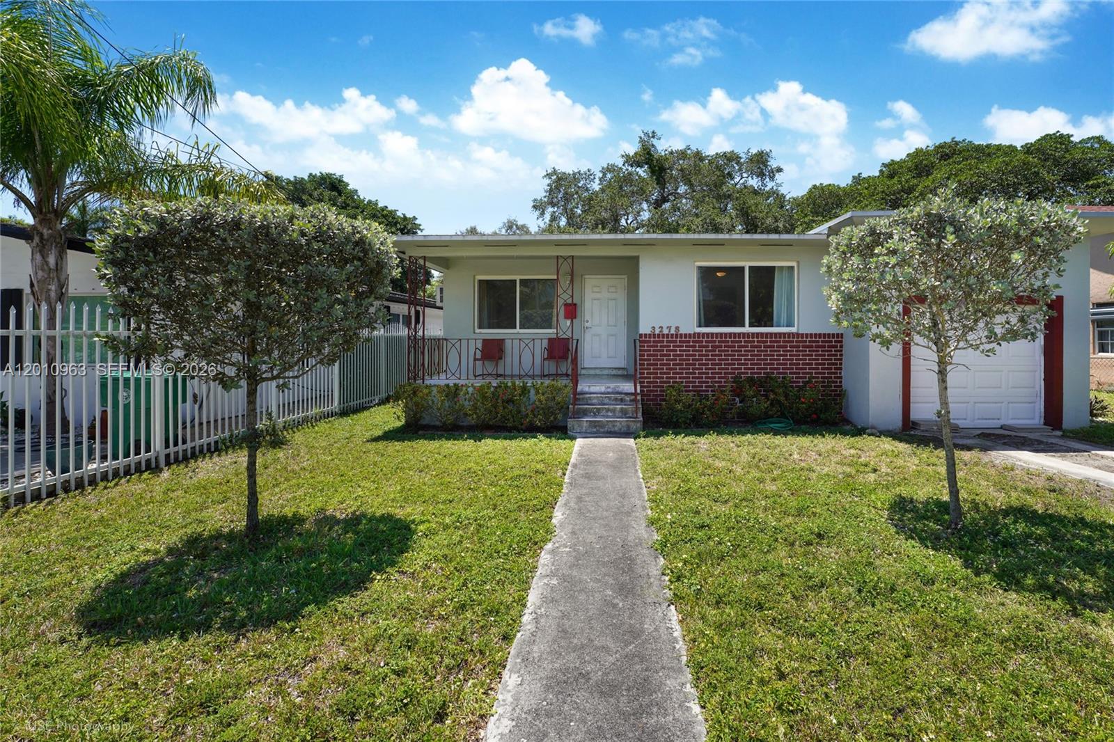 3278 Thomas Ave Miami, FL 33133
