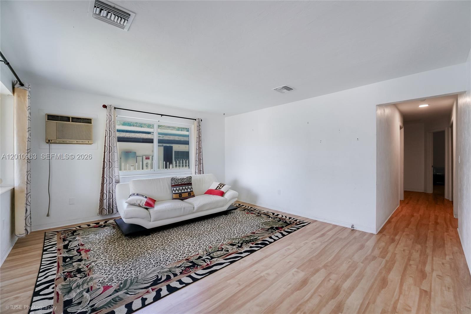 3278 Thomas Ave Miami, FL 33133