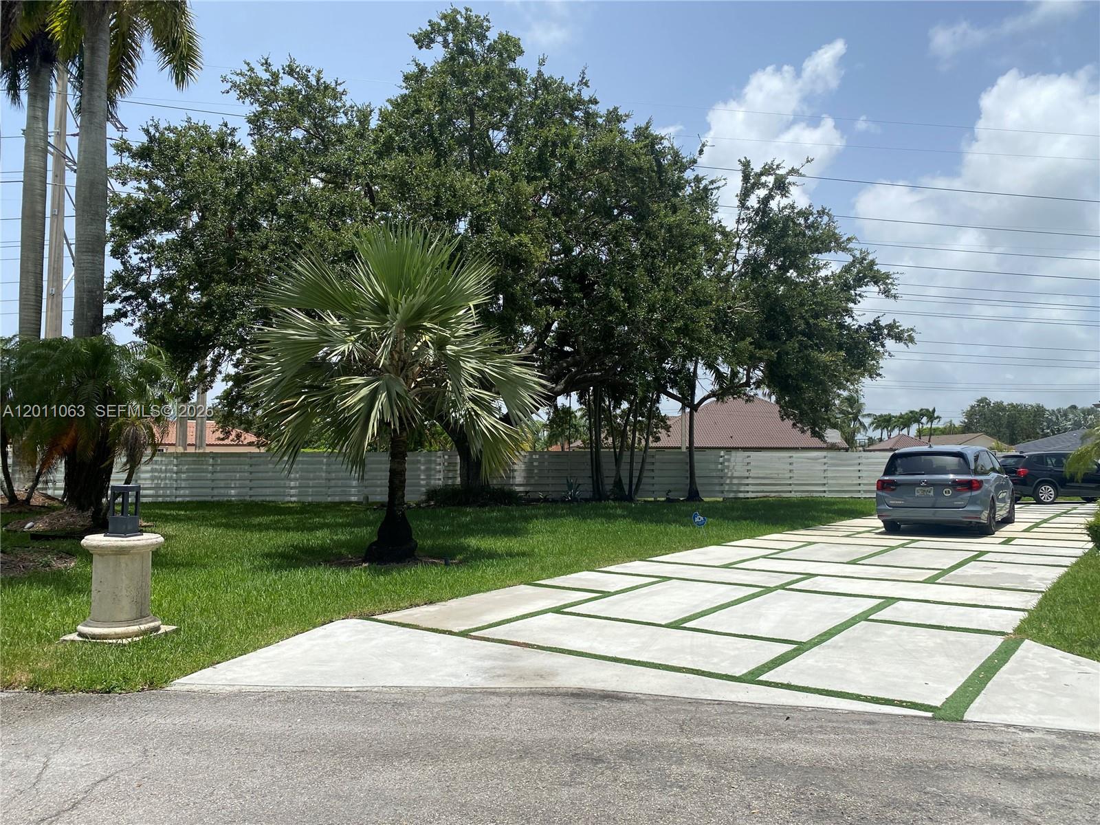 13255 SW 106th Ave Miami, FL 33176
