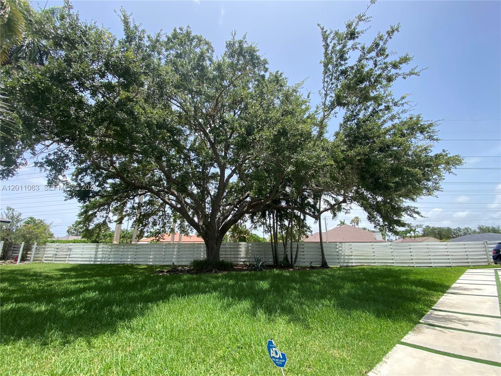 13255 SW 106th Ave Miami, FL 33176